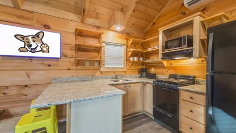 Marvel Cave Cottage — image 2 of 5