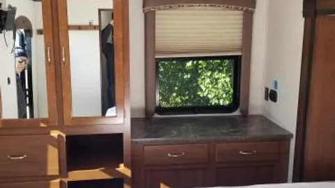 Jay Flight RV Rental — image 11 of 11