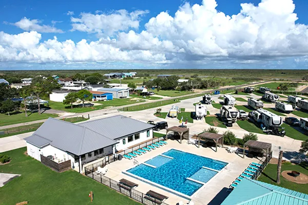 R & R RV Resort & Casitas – photo 1