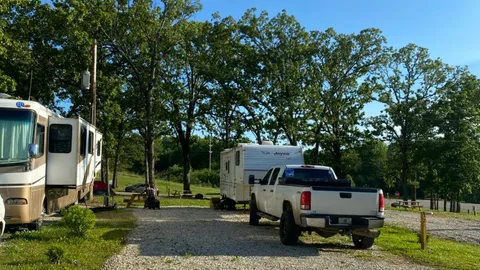 Full Hookup RV Site 30 AMP — image 2 of 17