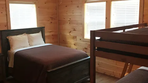 Deluxe Two Bedroom Cabin — image 2 of 8