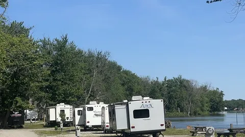 River Front Pull Thru 30 Amp — image 3 of 3