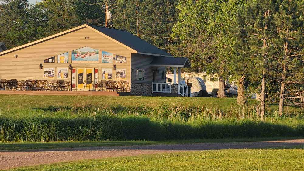 The Lounge on Big Lake Shores - Cloquet, MN - Main Photo