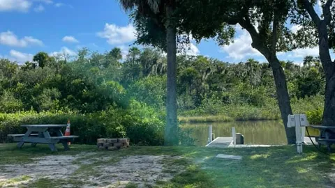 Premium Canal Front — image 7 of 7