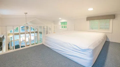 Deluxe Cottage — image 7 of 7