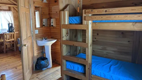 Cabin With Bath With Bunks - Central Resort — image 2 of 4