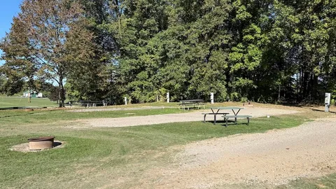 30 Amp Standard Full Hook-Up RV Site — image 5 of 5