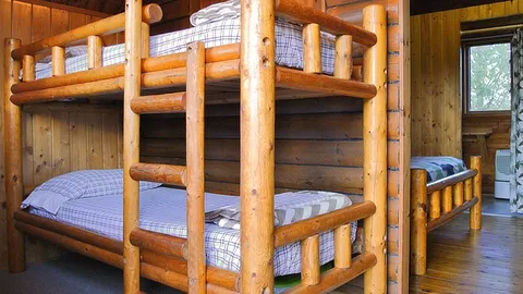 Deluxe Cabin — image 2 of 4