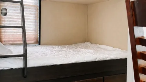 3 Bedroom Resort Cottage - The Spruce — image 2 of 8