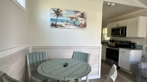 Elite Two Bedroom Cottage — image 2 of 9
