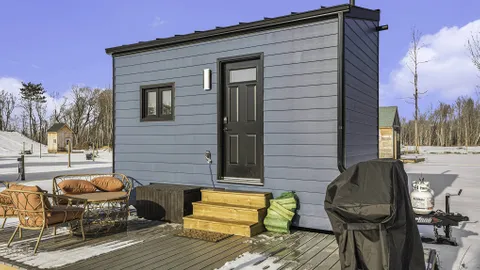 SLV - TH#1  - Mini OASIS: Tranquil Tiny Home — image 1 of 12