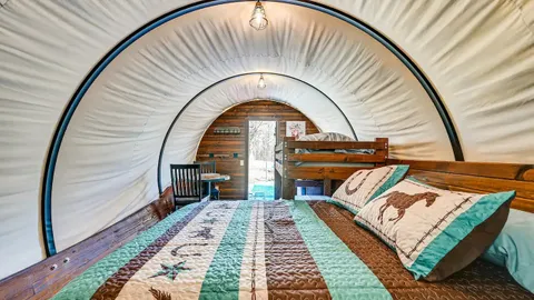 Covered Wagon — image 5 of 5