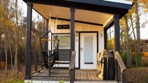 Gala Cabin — image 1 of 1