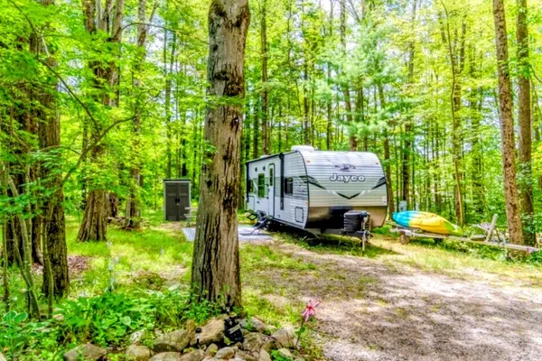 Chamberlain Lake Campground – photo 1
