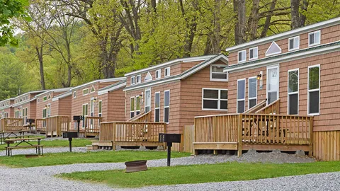 Cottage — image 2 of 16