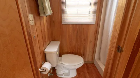 Cabin Rental Studio - Max 2 Guests — image 2 of 7