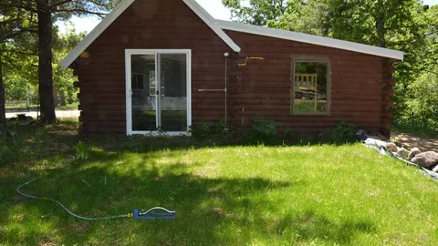 Rustic Cabin — image 2 of 8