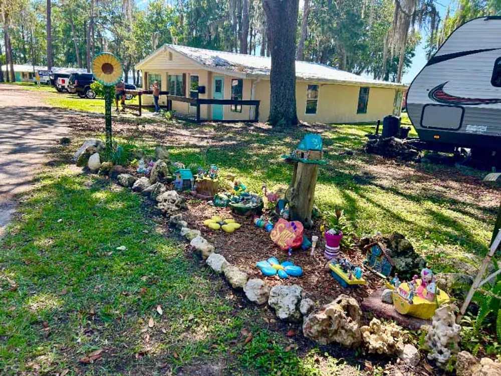 Inglis Lakeside RV Park, Inglis, Florida - Photo 2