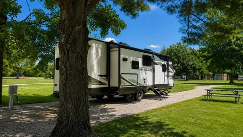 Pinefield Back-In (Full Hook-Up RV Site) — image 1 of 2