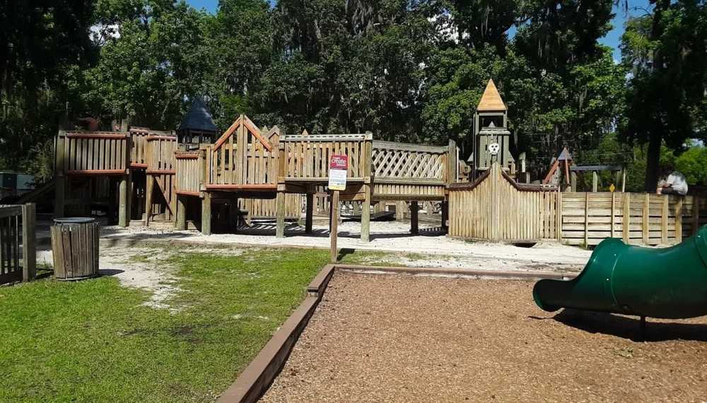 River Oaks - Brooksville, FL - Photo 3