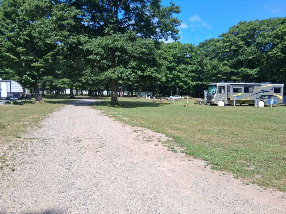 RV West, Kincheloe, Michigan - Photo 4