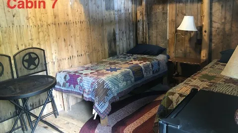 Dry Cabin — image 2 of 4