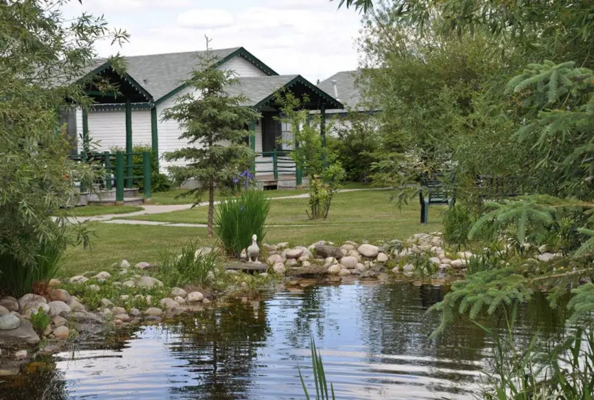 New Old Town Cottages & RV Park, Rocky Mountain House, Alberta