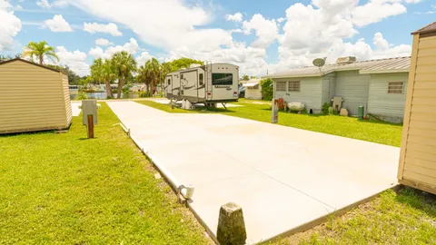 Standard Full Hookup RV Site — image 3 of 3