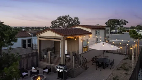 Tuscany Elite 1 Bedroom with Loft — image 1 of 7