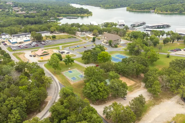 Port of Kimberling Resort & Campground – photo 1