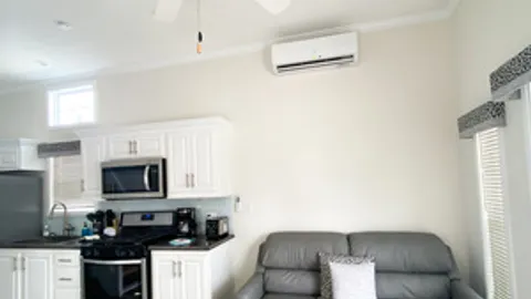 Poolside Cottage - Casino (6 Person) — image 10 of 10