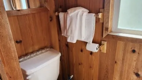Cozy Cabin-sleeps 3-4 — image 2 of 14