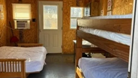 Fishing Cabin #9 — image 6 of 6