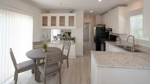 Premium 1 Bedroom Cottage — image 9 of 9