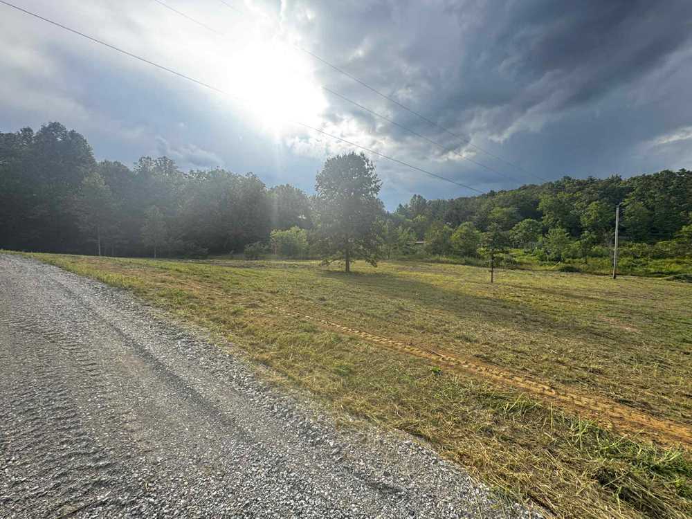 SS Sanctuary RV Ranch, Lancing, Tennessee - Photo 4