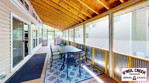 The Toad Abode Bungalow — image 6 of 6