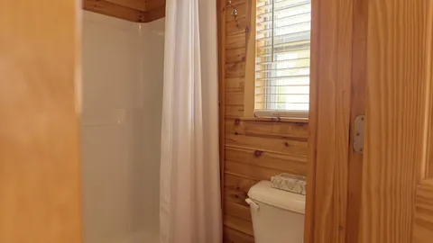 Pet Friendly Studio Cottage — image 2 of 3