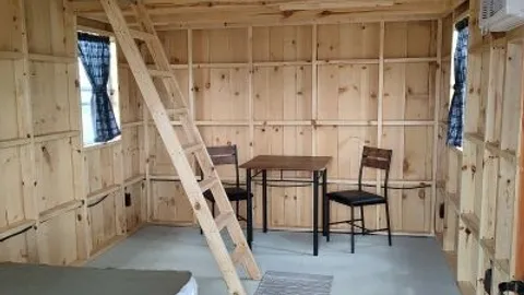 Primitive Cabin with Loft — image 3 of 3