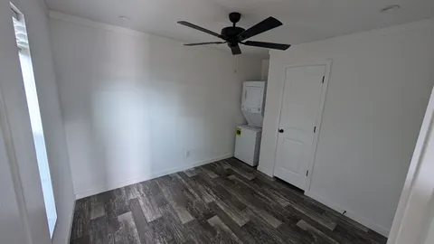Premium Rental 1 Bedroom (AO) — image 10 of 10