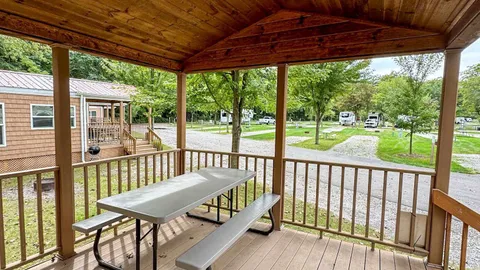 Large Cottage — image 9 of 9