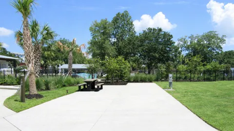 Standard Back-In (Pool Side) RV Site — image 1 of 5