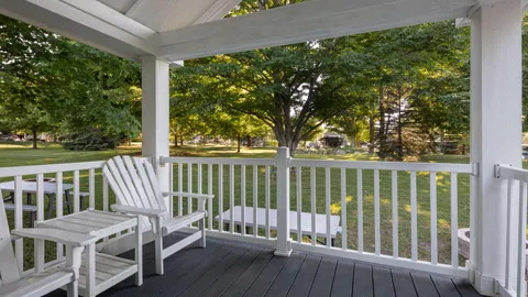 Premium Cottage 1 Bedroom — image 2 of 9