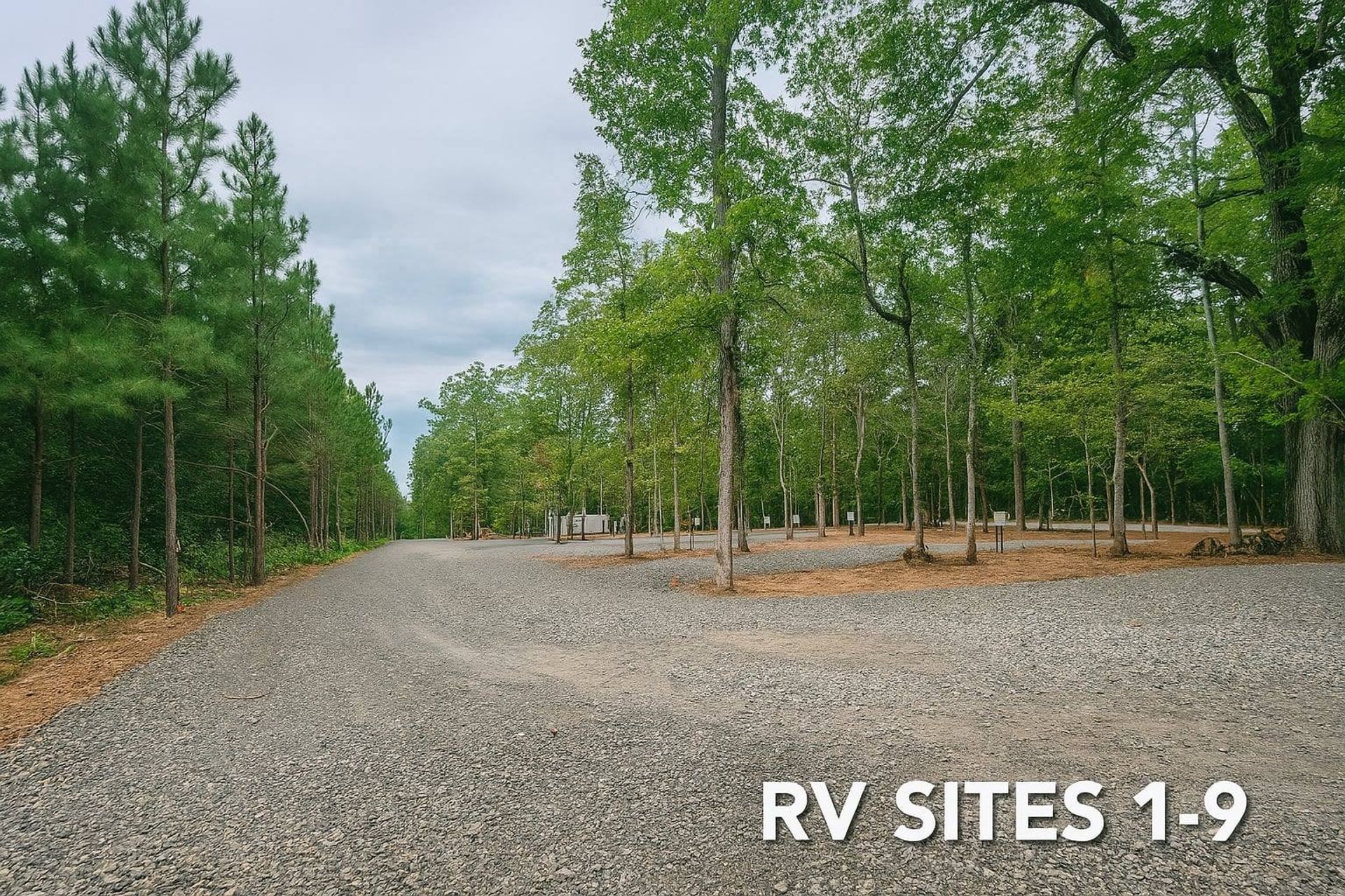 Huckleberry Hideaway Cabins and RV