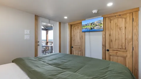 Tiny Home 226 - Hill Country Glow — image 28 of 28