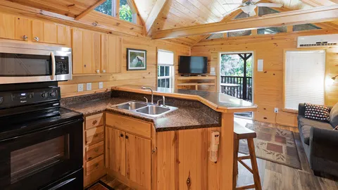 Private Lakeside Cabin (NO PETS) — image 2 of 4
