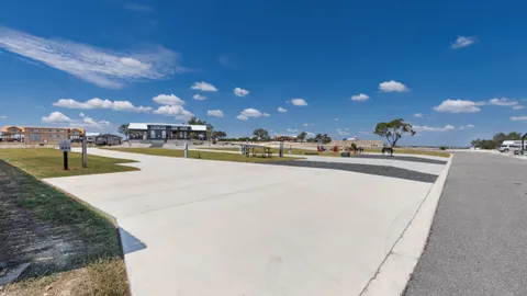 Deluxe RV Site - 231 — image 2 of 17