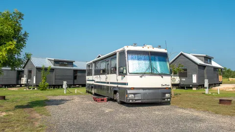 Premium Back-In RV Sites — image 2 of 5