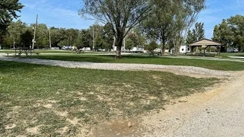 Quad RV Site 30 Amp w/Water — image 1 of 4