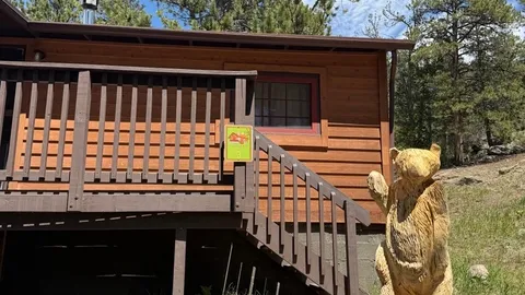 Rustic Cottage Cabin — image 2 of 7