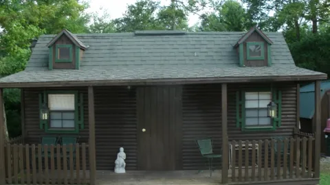 Wolf Cabin — image 1 of 2